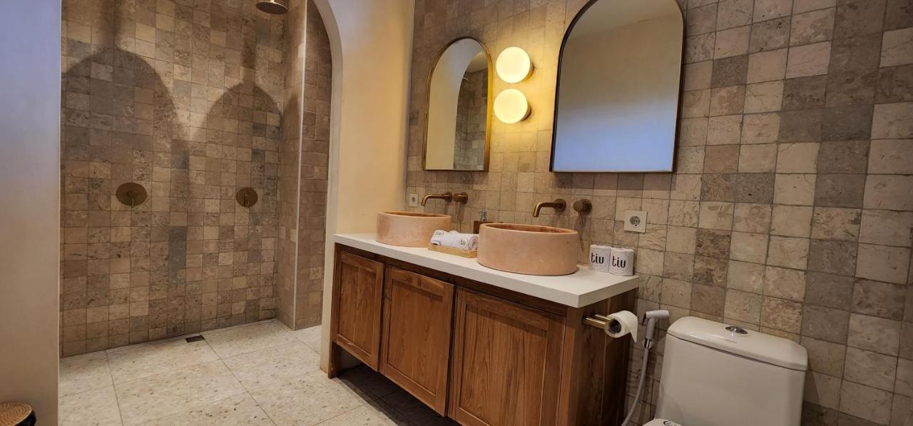 Tiu Oasis Lombok Hotel Kuta  Kültér fotó