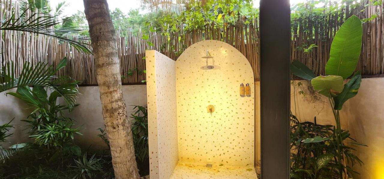 Tiu Oasis Lombok Hotel Kuta  Kültér fotó